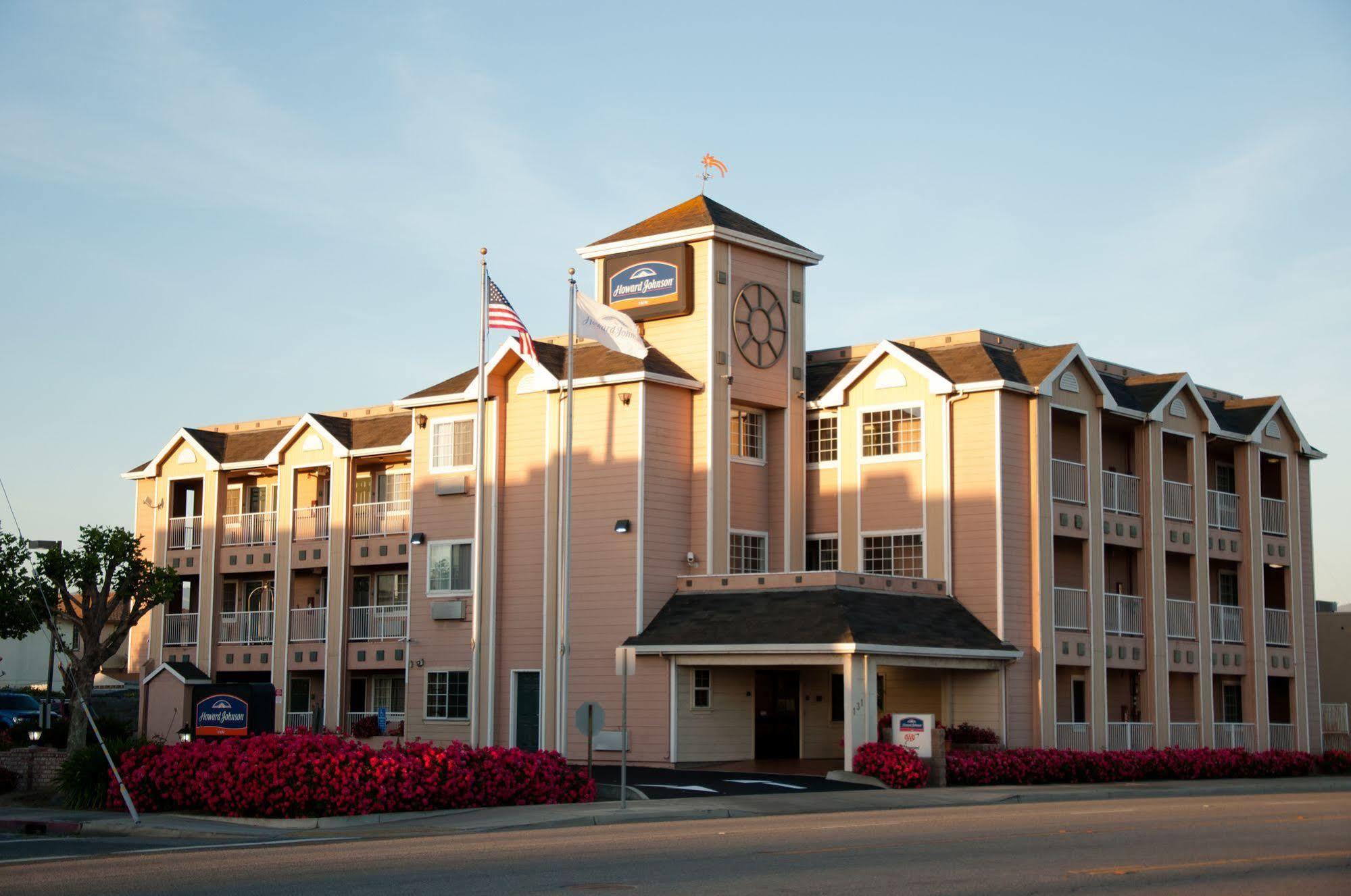 Howard Johnson By Wyndham Salinas Exteriér fotografie